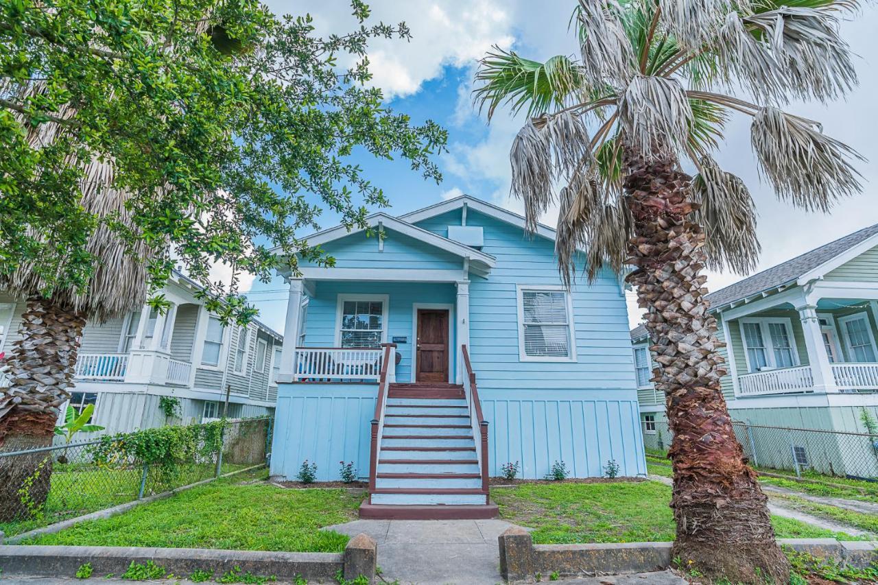Uptown Cottage Newly Updated Home Near The Strand Galveston Harbor And Utmb Eksteriør billede