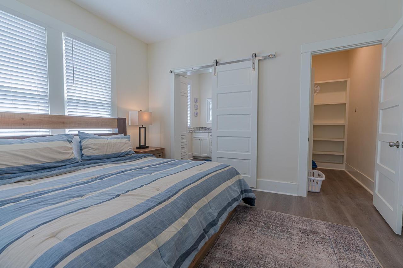 Uptown Cottage Newly Updated Home Near The Strand Galveston Harbor And Utmb Eksteriør billede